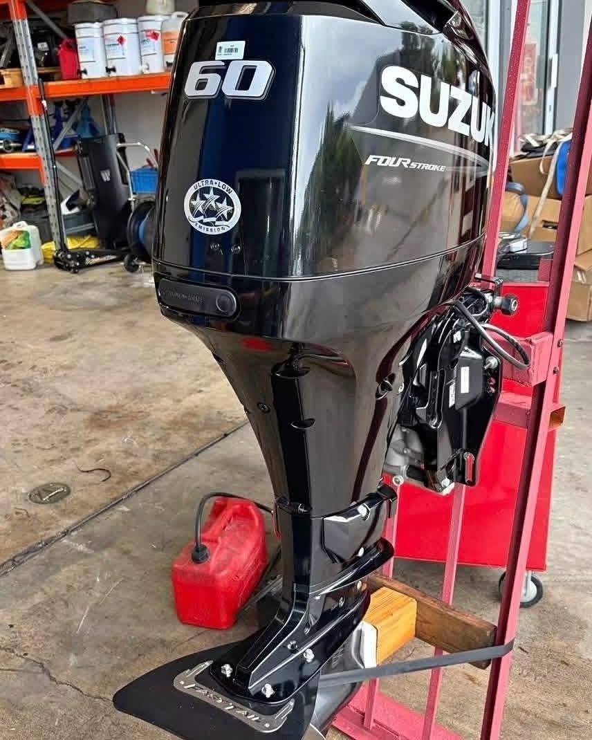 Suzuki DF60 60HP 4-Stroke Outboard Motor for sale Suzuki DF60 60HP 4-Stroke Outboard Motor for sale